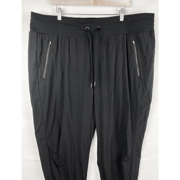 NWOT Athleta Trekkie North Jogger Pants, Black - Size 22 - Picture 6 of 11